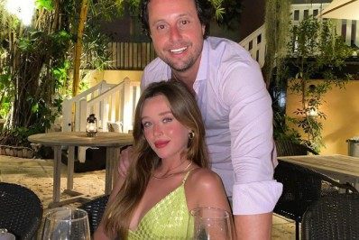 Duda Reis posta foto com o namorado