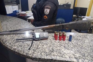 Cardoso Moreira: 29º BPM apreende escopeta caseira e munições 