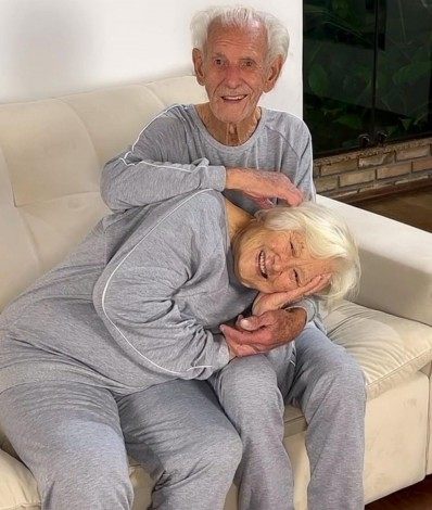 Nair Donadelli e Nelson Miolaro, os vovôs TikTokers - Reprodução