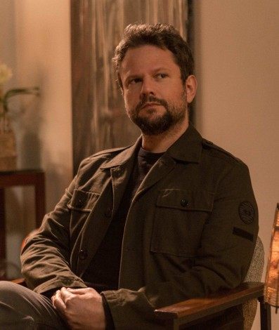 Caio Barone (Selton Mello) - Helena Barreto