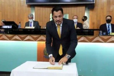 Áudio íntimo de vereador vaza durante sessão da Câmara: 'tô cremosinho'