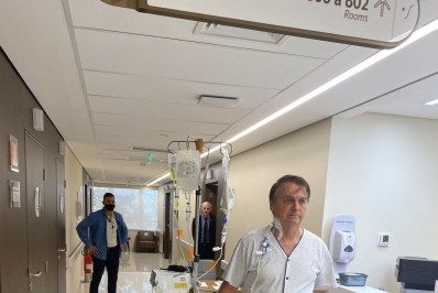 Bolsonaro segue internado com evolução no quadro, mas sem previsão de alta