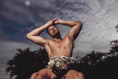 'Adoro receber nudes e agradeço', conta João Vicente de Castro