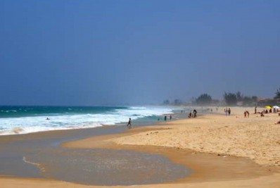 Afogamento na praia de Ponta Negra quase termina em morte