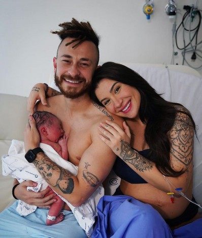 Bianca Andrade e Fred dão as boas vindas ao primeiro filho do casal, o baby Cris - Reprodução/Instagram