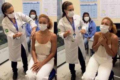 Vídeo! Sheron Menezzes paga mico ao se vacinar contra covid