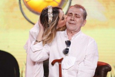 Virgínia Fonseca se emociona ao falar da internação do pai: 'pneumonia aguda'