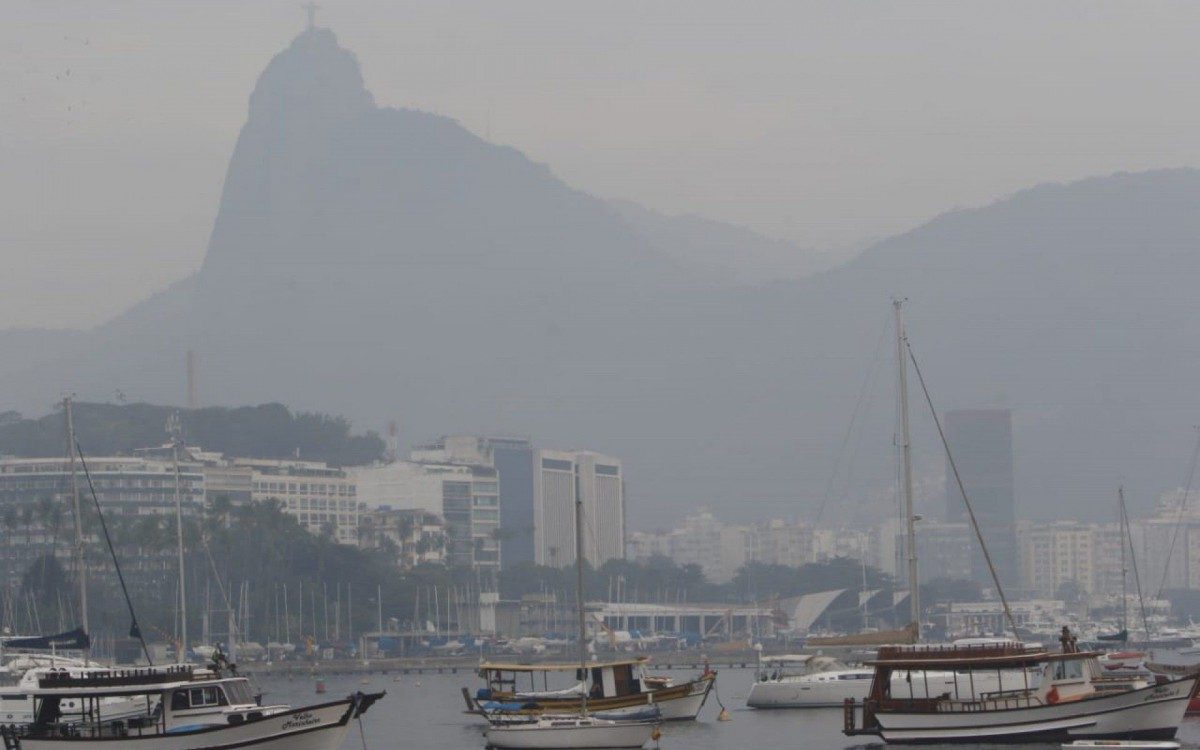 Domingo na cidade do Rio é de forte nebulosidade e tempo instável - Reginaldo Pimenta/O DIA