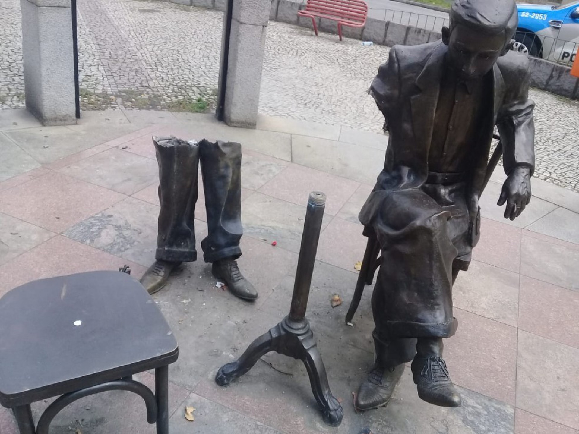 Estátua ficou 'mutilada' após ataques de vândalos e furtos em 2019 - Reprodução Redes Sociais