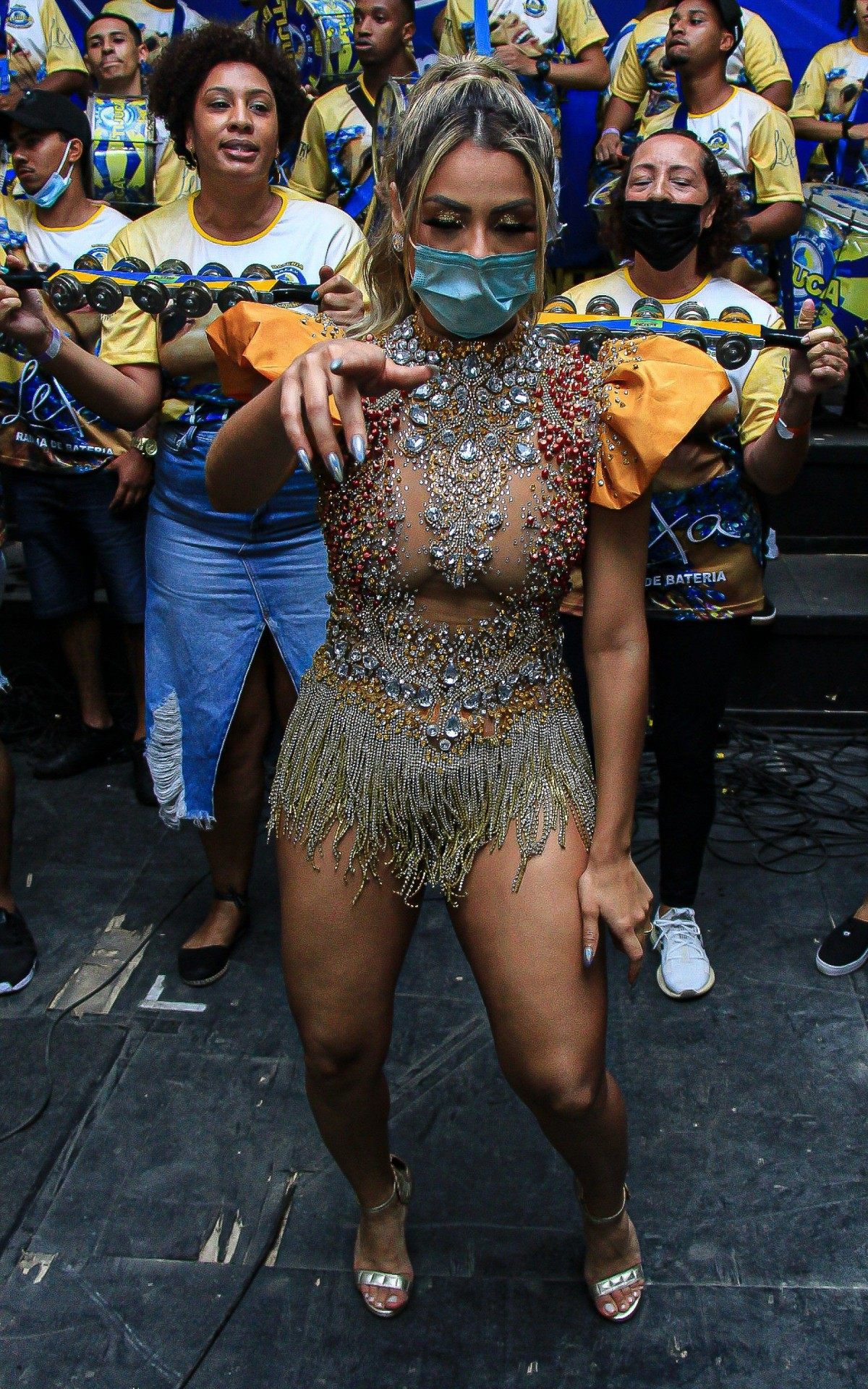 Lexa na quadra da escola de samba Unidos da Tijuca na tarde deste domingo