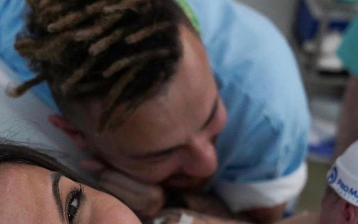 Bianca Andrade compartilha fotos do parto 