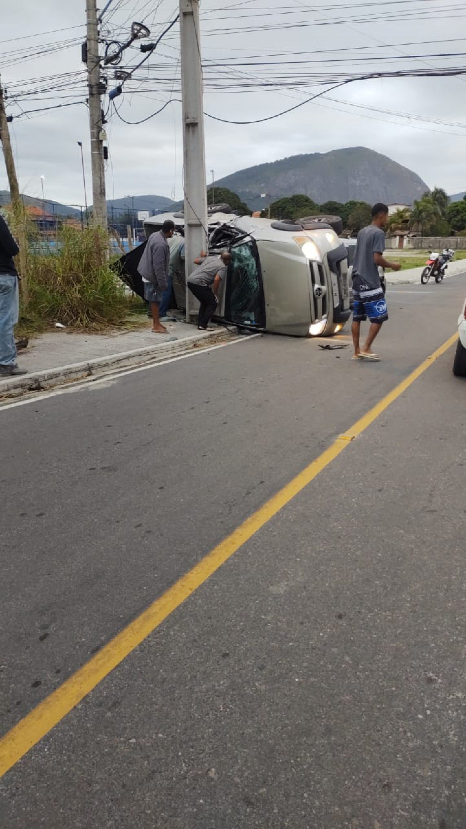Acidente deixa um morto e tr&ecirc;s feridos em Maric&aacute;
