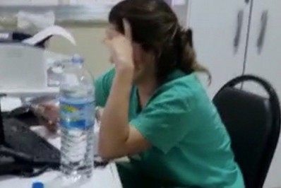 Falsa médica é presa em flagrante dentro de hospital particular em Nova Iguaçu