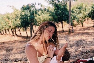 Giovanna Ewbank se diverte com filhos em Portugal: 'Paraíso'