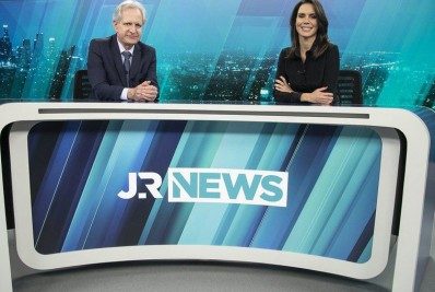Augusto Nunes e Camila Busnello estreiam no comando do 'Jornal da Record News'