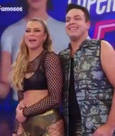 Paolla Oliveira deixou André Marques e Tiago Leifert desconcertados na 'Super Dança dos Famosos' - Reprodução