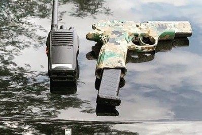 Dupla é presa durante roubo a depósito em Duque de Caxias