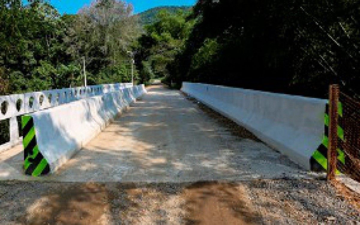 Com mais de 140 quilômetros de obras, Prefeitura de Saquarema lança o programa "Saquarema Não Para 