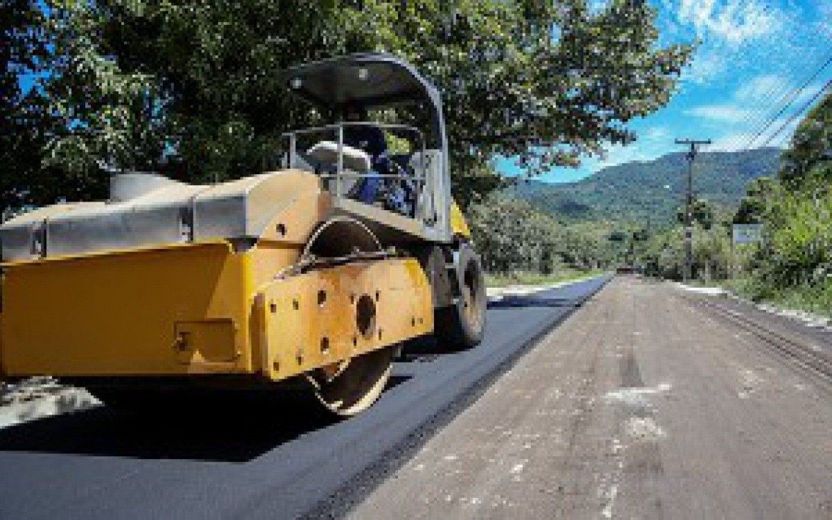 Com mais de 140 quilômetros de obras, Prefeitura de Saquarema lança o programa "Saquarema Não Para 