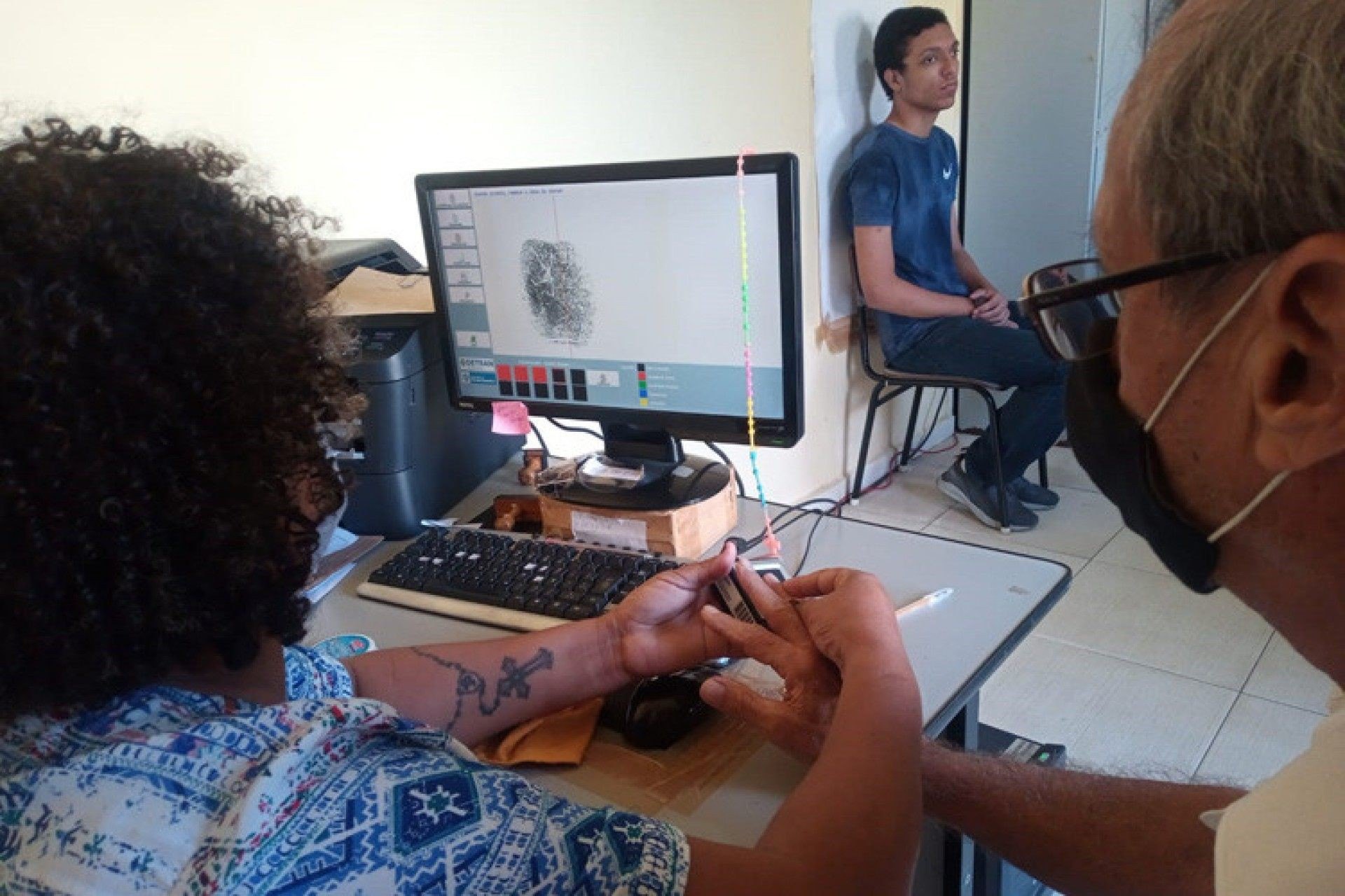 Parceria da prefeitura com Detran atende popula&ccedil;&atilde;o de Guarus e Baixada Campista