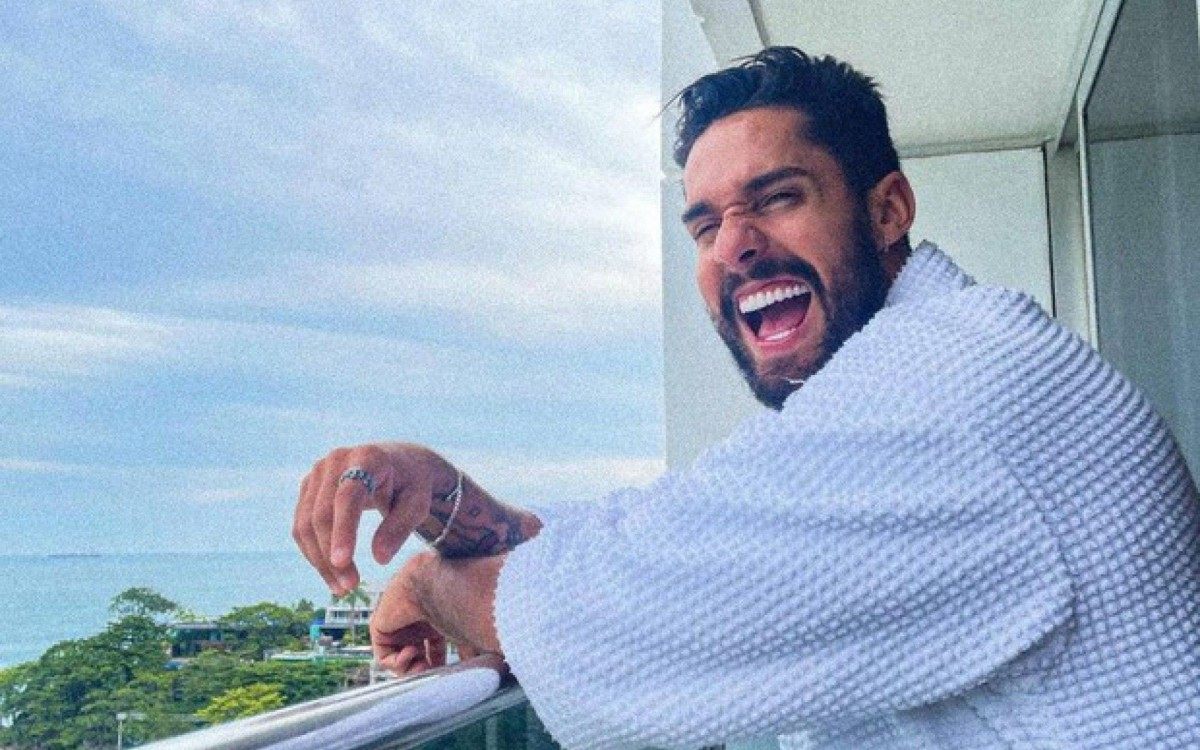 Bil Ara&uacute;jo, ex-participante do 'BBB' e 'No Limite'
