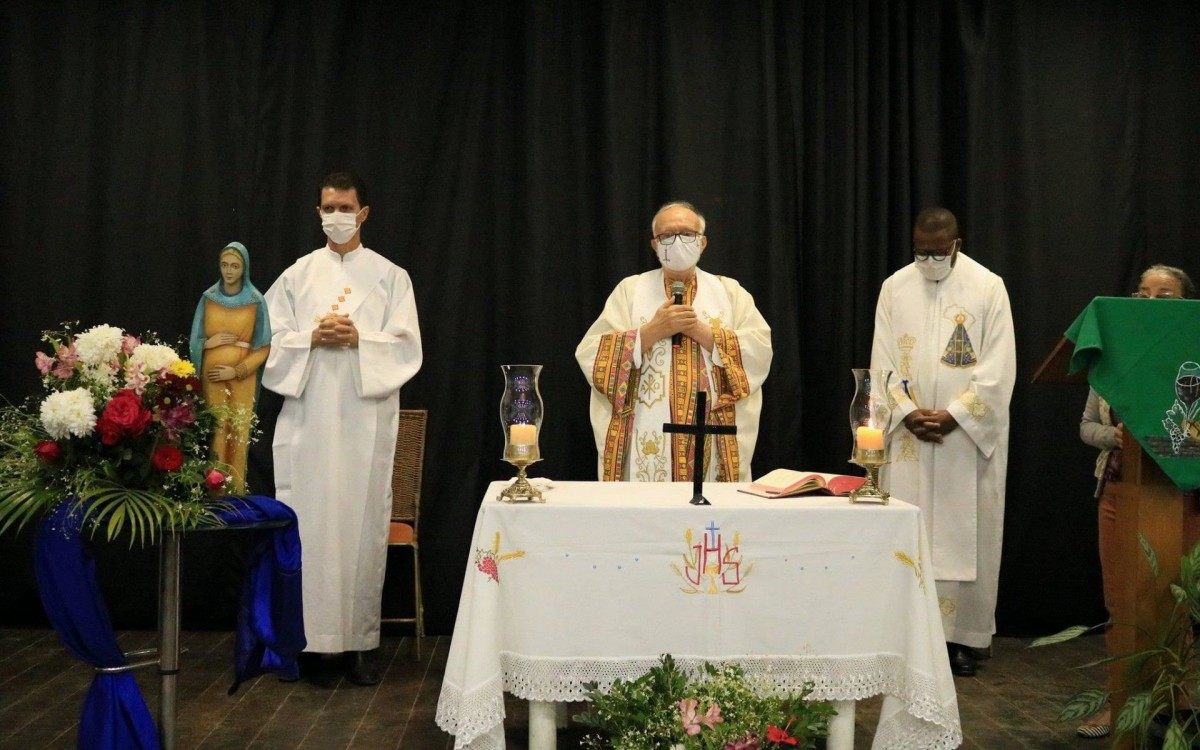 Missa em ação de graças comemorou os 79 anos do Padre Renato Chiera, que emocionou fiéis e frequentadores da Casa do Menor São Miguel Arcanjo Brasil. 