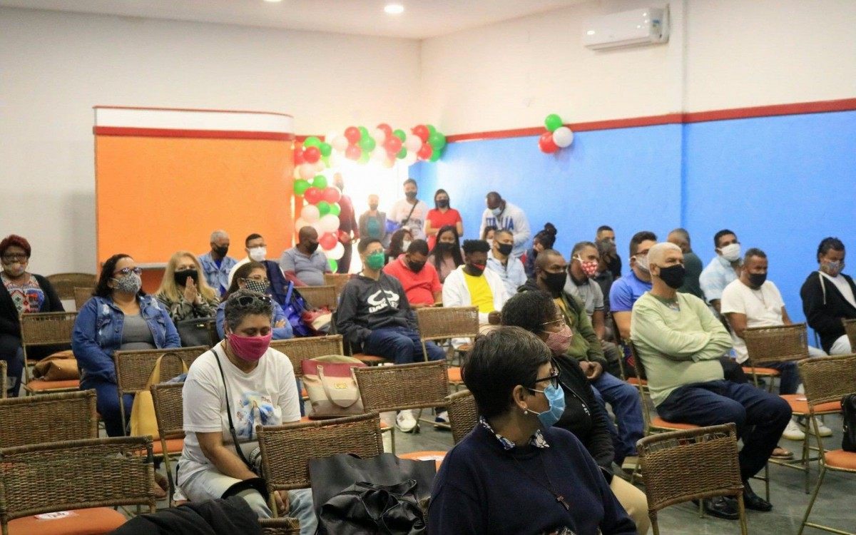 Missa em ação de graças comemorou os 79 anos do Padre Renato Chiera, que emocionou fiéis e frequentadores da Casa do Menor São Miguel Arcanjo Brasil. 