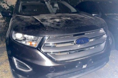 Quadrilha abandona carro com arma dentro ao perceber presença da PM