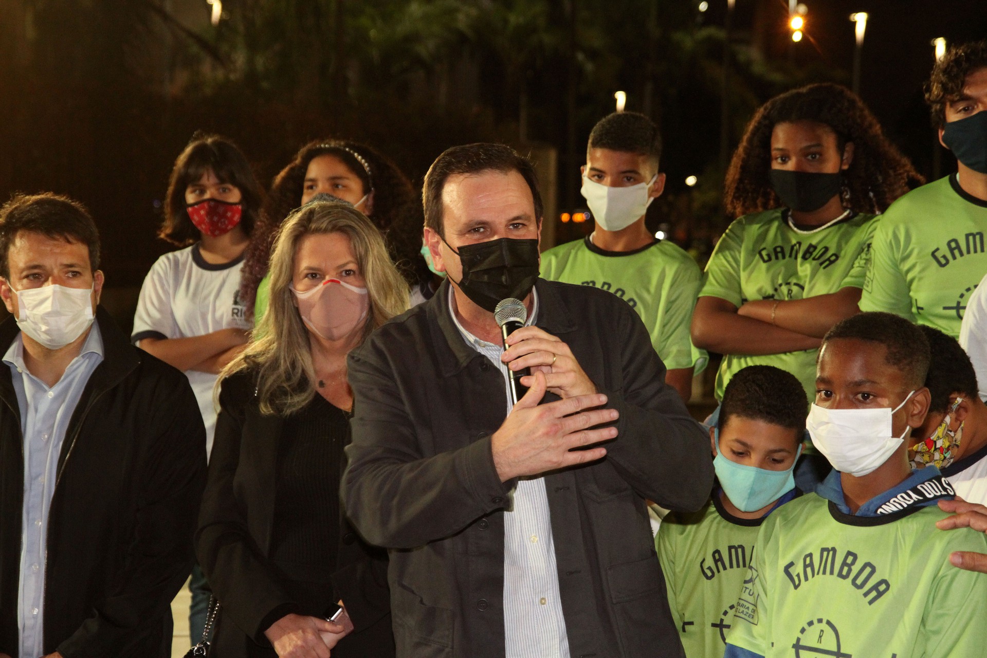 Paes na cerimonia na Cinelândia: Pira Olímpica foi acesa - Robson Moreira / Agência O Dia