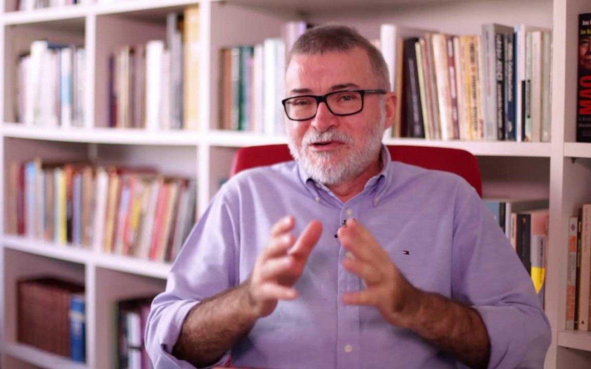 Lira Neto é autor da mais completa biografia já escrita sobre a cantora Maysa