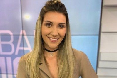 Vídeo! Jornalista solta palavrão ao falar sobre reação de tenista: 'Ficou p...'