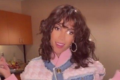 Tá parecida? Internautas veem semelhança entre Anitta e Marquezine