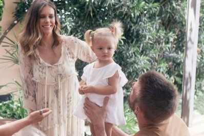 Rodrigo Hilbert posta foto da família e caçula chama atenção