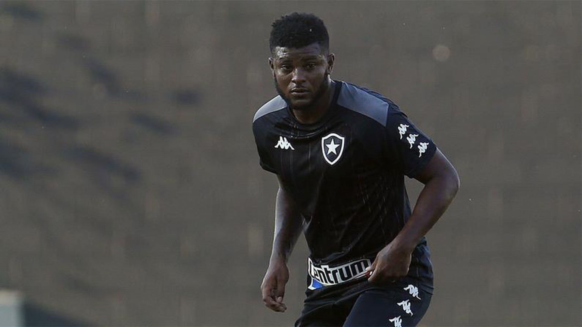 Contrata&ccedil;&atilde;o indicada por Marcelo Chamusca, Rafael Carioca pode estar de sa&iacute;da do Botafogo