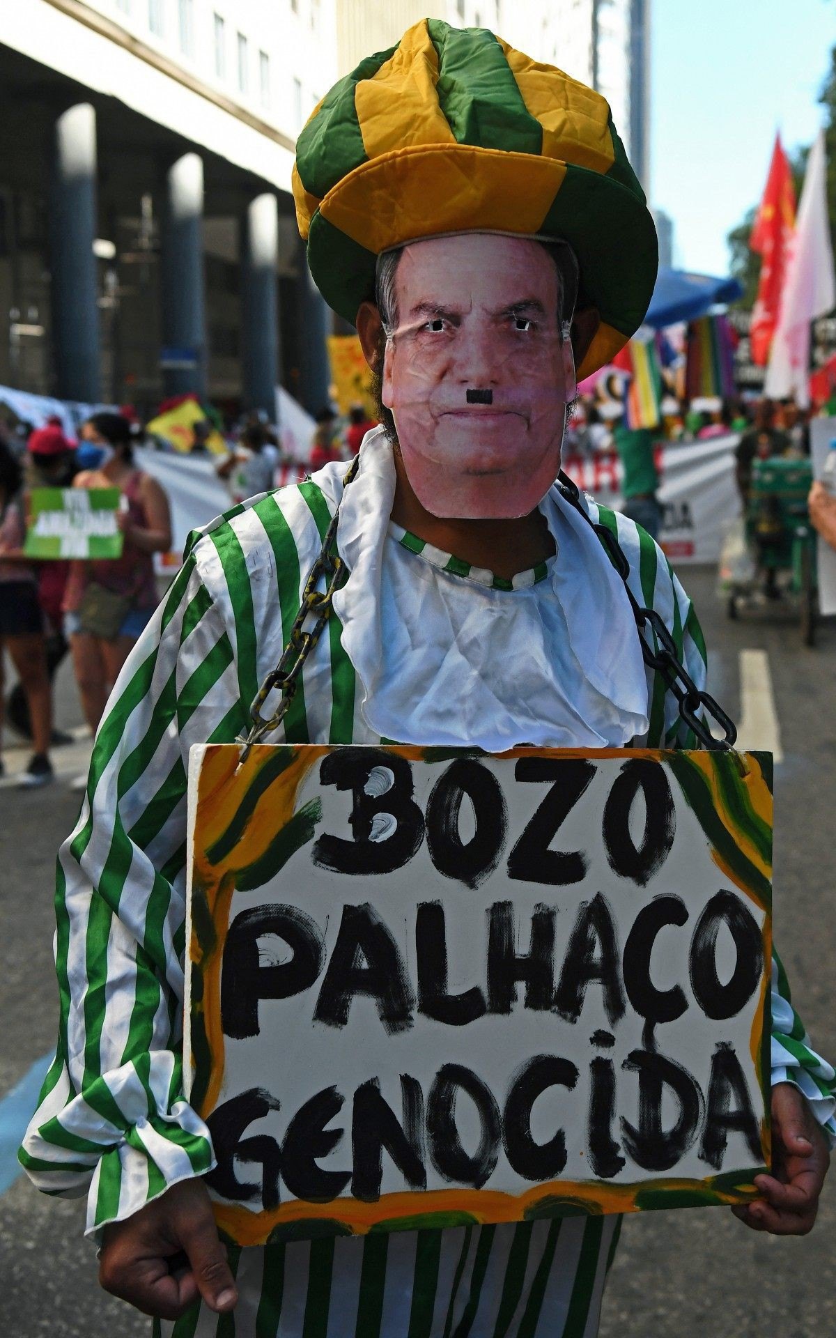 Brasileiros voltam &agrave;s ruas para pedir impeachment de Bolsonaro