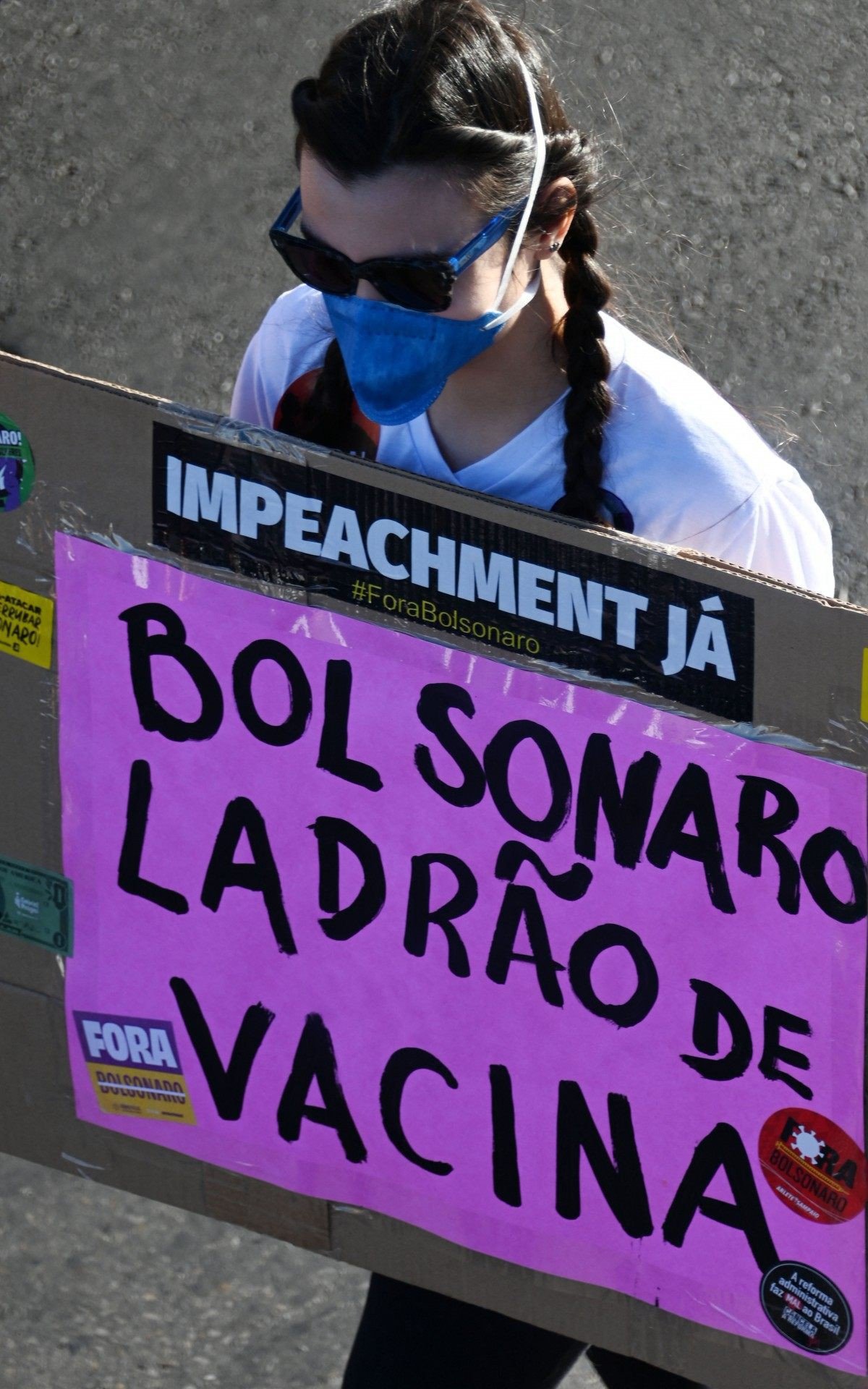 Brasileiros voltam &agrave;s ruas para pedir impeachment de Bolsonaro