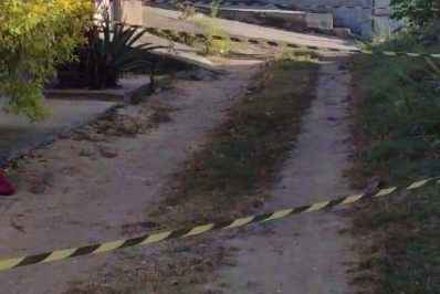 Dois corpos são encontrados em rua de São Gonçalo