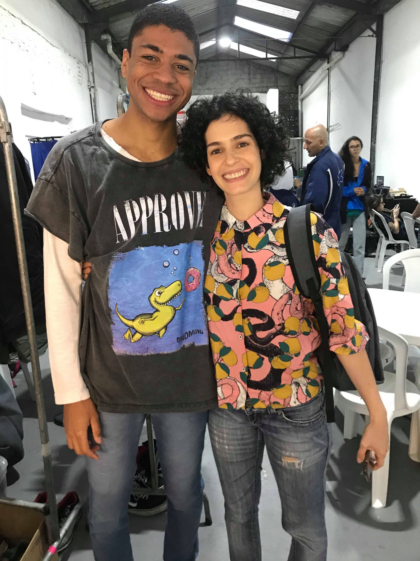 Victor Salomão e Maria Flor nos bastidores de 'Os Ausentes' - Arquivo pessoal