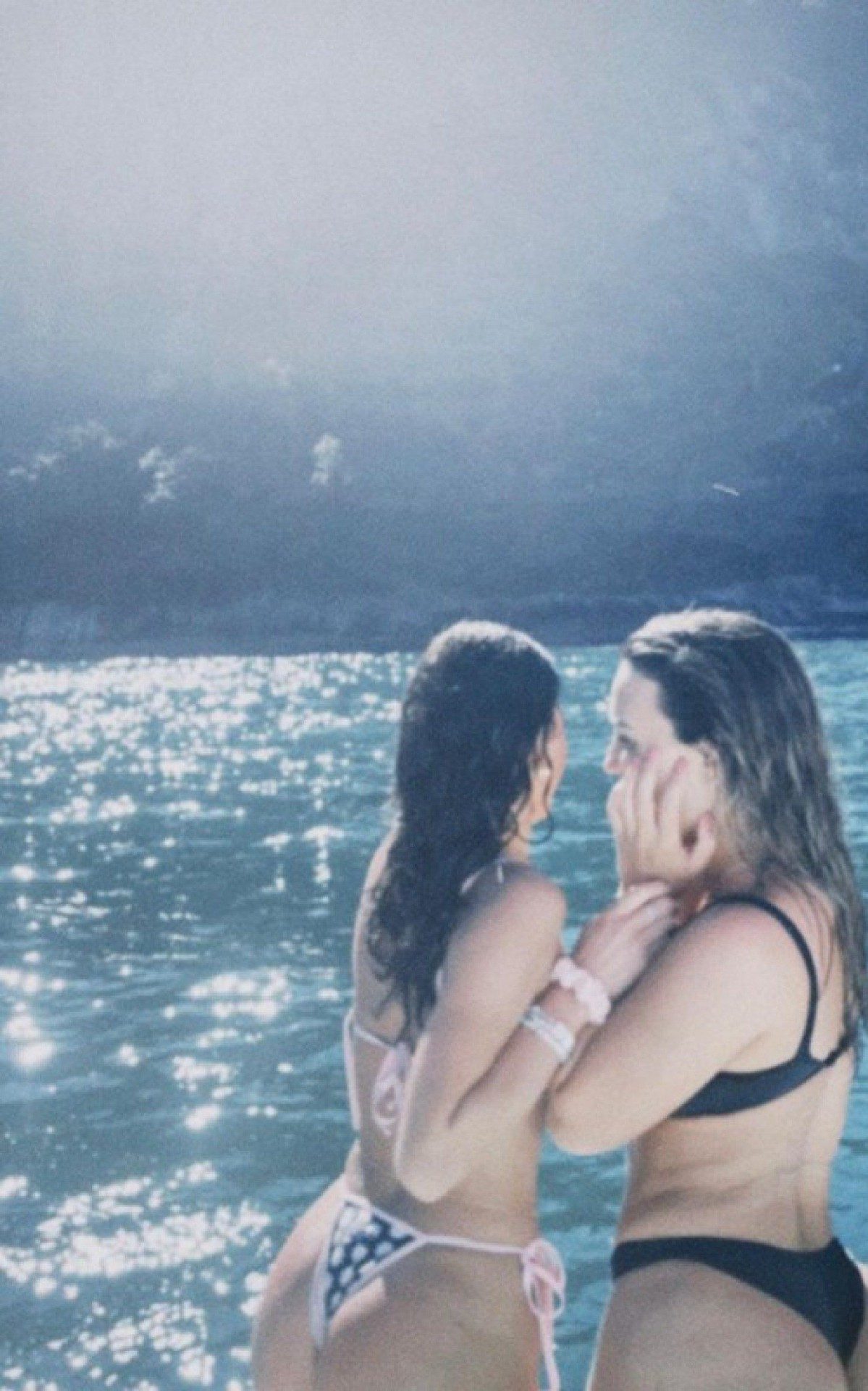 Bruna Marquezine e Rafa Kalimann