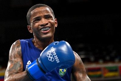 Boxe: Wanderson Oliveira se classifica às oitavas no Pré-Olímpico; Yuri Falcão é eliminado
