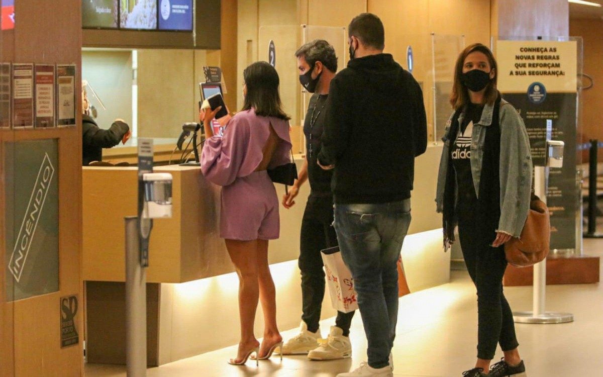 A ex-BBB Munik Nunes est&aacute; namorando o empres&aacute;rio Daniel Cotrim