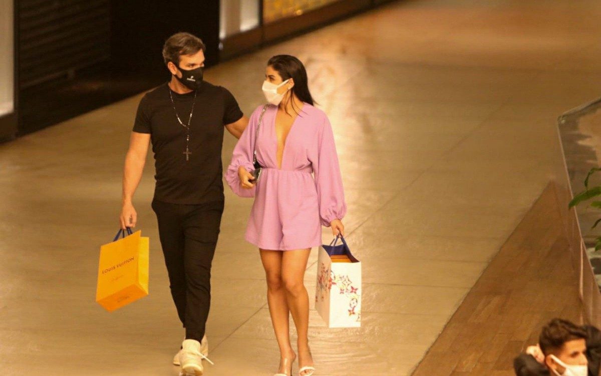 A ex-BBB Munik Nunes est&aacute; namorando o empres&aacute;rio Daniel Cotrim