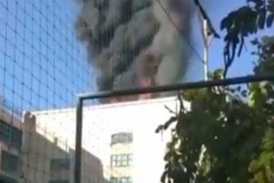 Incêndio atinge Shopping Boulevard em Vila Isabel