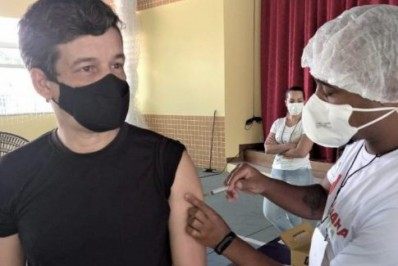 Araruama vacina moradores entre 29 e 31 anos contra Covid-19 nesta semana 