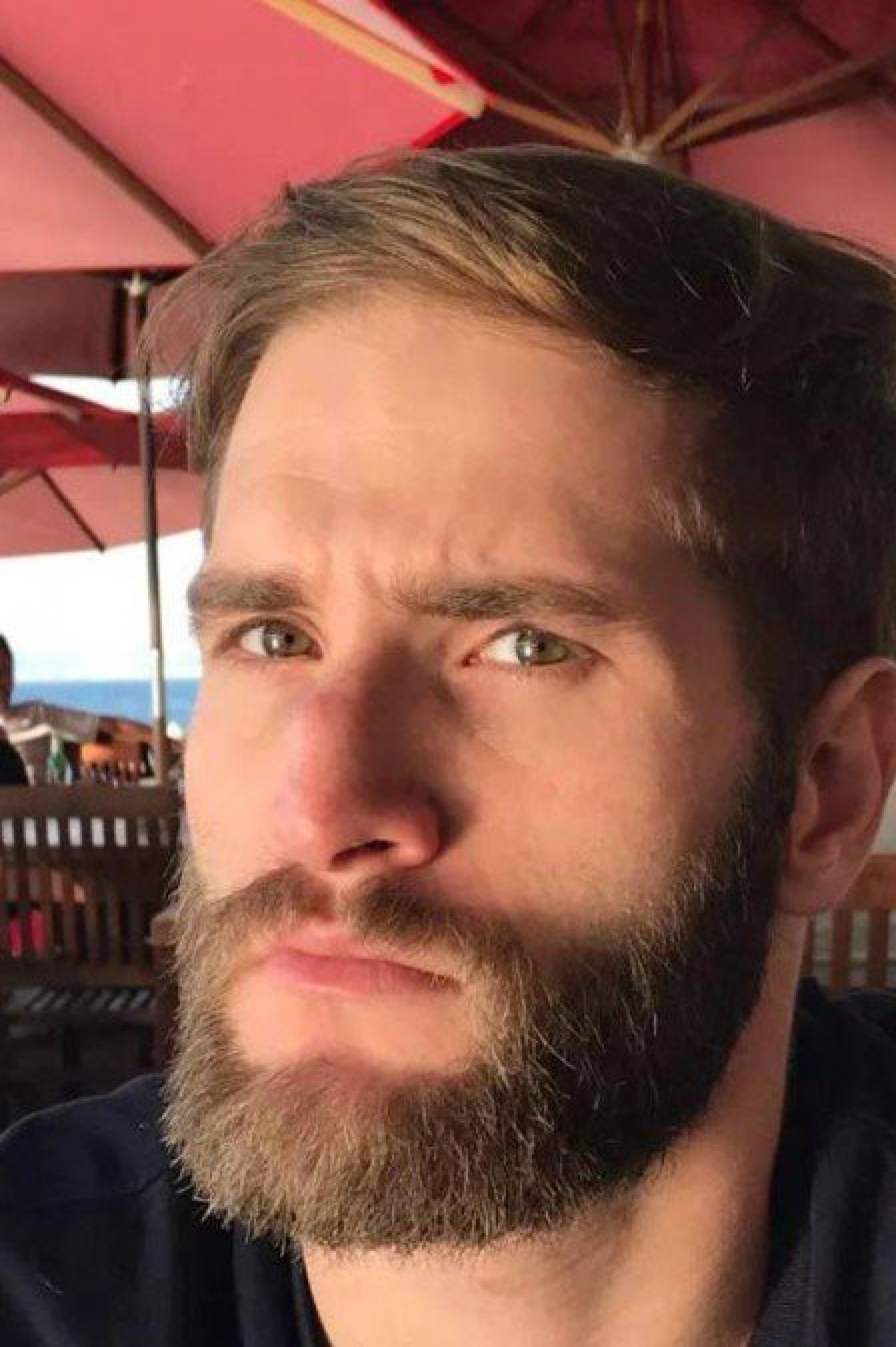 Falso empres&aacute;rio &eacute; indiciado por golpes contra ex-namoradas e amigos