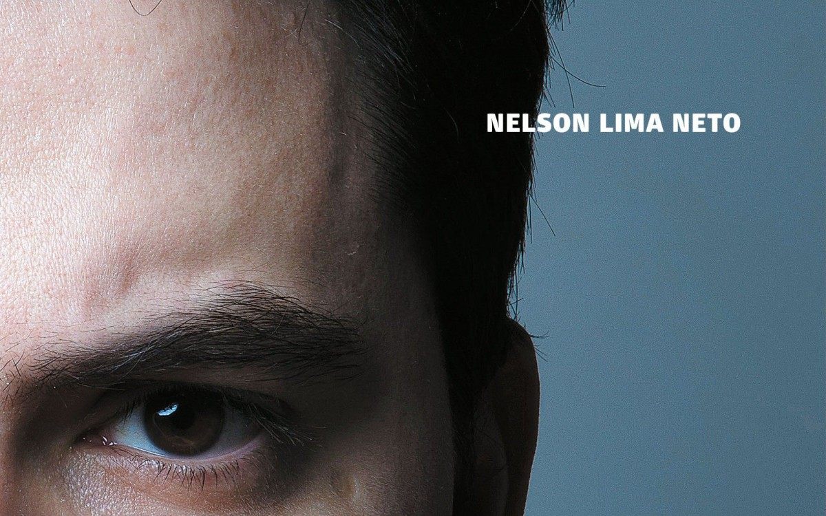 Capa do livro 'Felipe Neto - O influenciador'
