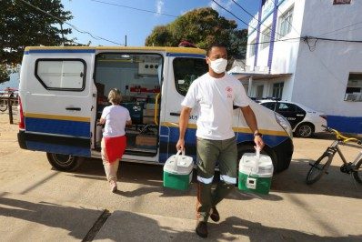 Covid-19: Secretaria de Estado de Saúde distribui nova remessa de vacinas da Pfizer