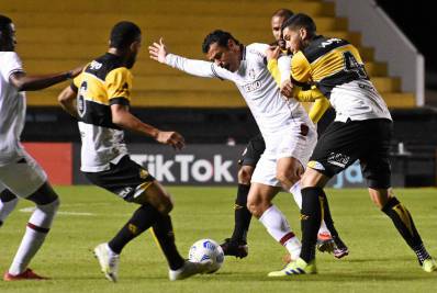 Após vitória contra o Fluminense, técnico Paulo Baier afirma: 'As melhores chances foram do Criciúma'