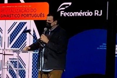 Paes participa de evento para novo centro de cultura no Clube Ginástico Português