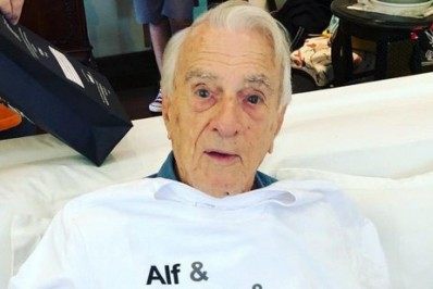 Filho de Orlando Drummond diz que ator 'não se alimentava e nem respondia'